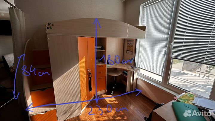 Двухъярусная кровать со столом бу