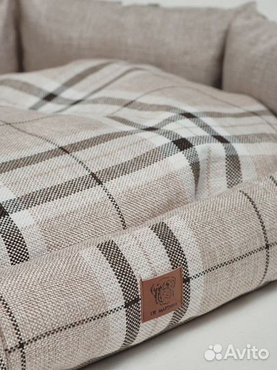 Лежанка для собак и кошек