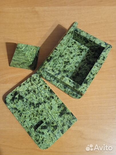 Шкатулка из натурального камня Змеевик