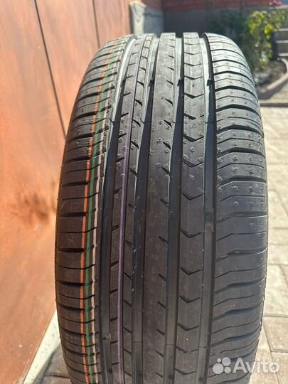 Continental ContiPremiumContact 5 225/60 R17 100V