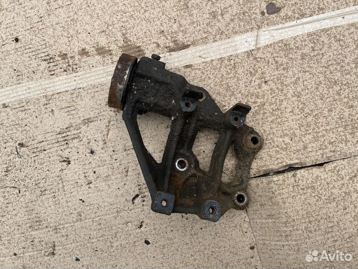 Кронштейн кондиционера Хендай Акцент тагаз