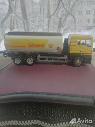 Модель авто машинка shell