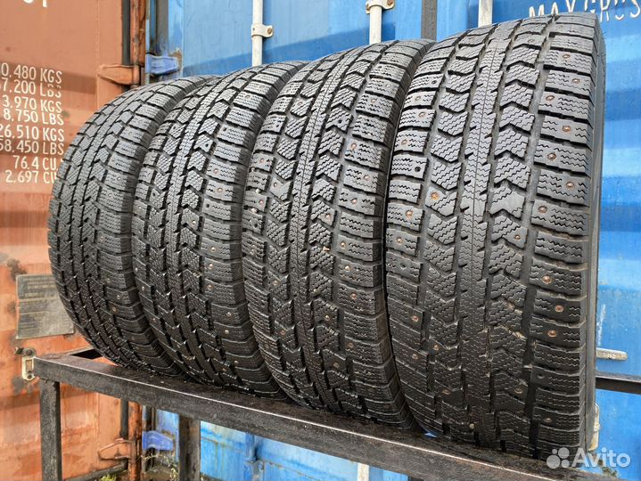 Viatti Vettore Inverno V-524 235/65 R16C