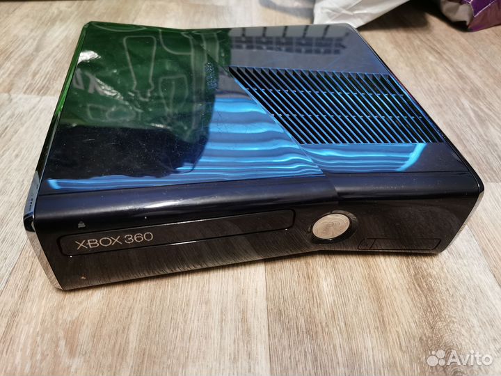 Xbox 360 под ремонт или запчасти