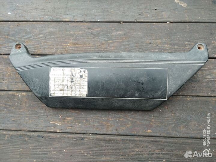 Накладка передней панель Фольксваген Пассат Б3