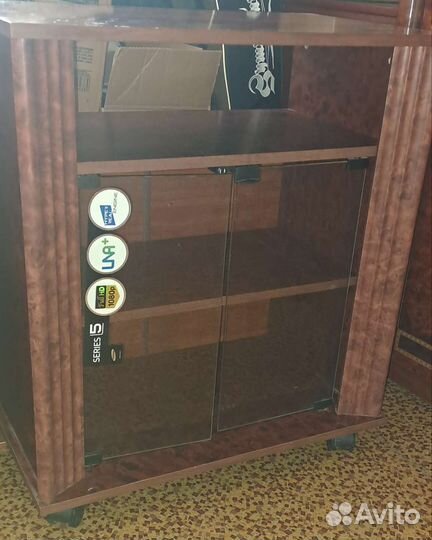 Стенка, комод и тумба под телевизор