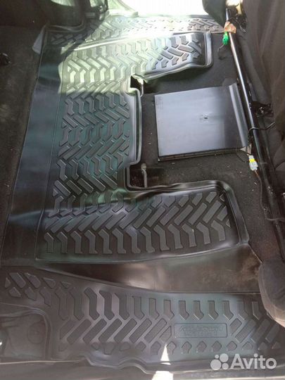 Ларгус коврик 3 ряд