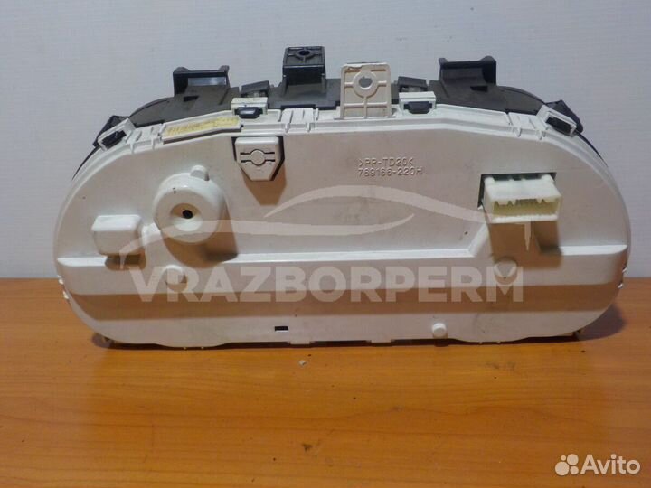 Щиток приборов Mitsubishi Lancer