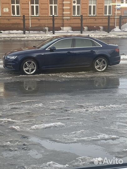 Audi A4 2.0 AMT, 2018, 77 700 км