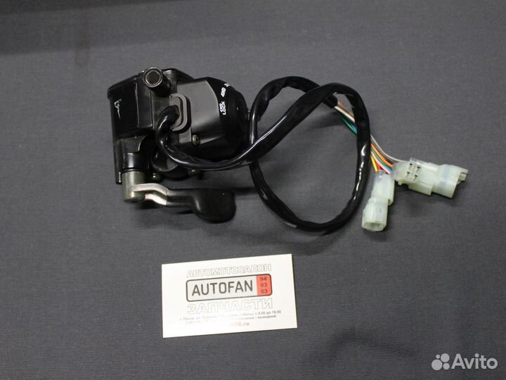 Замок зажигания + крышка бензобака Honda Hornet