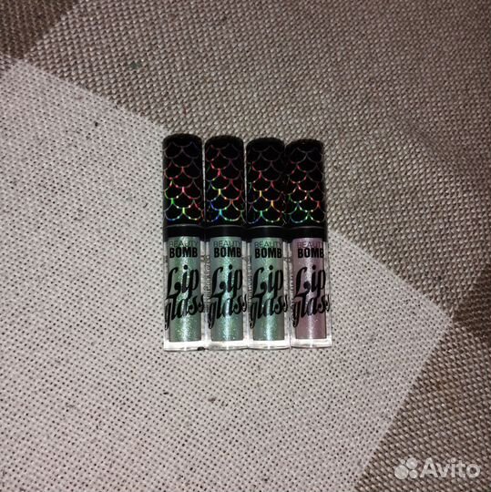 Блеск для губ, масло для губ