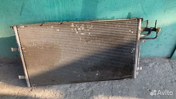 Радиатор кондиционера Форд фокус 2