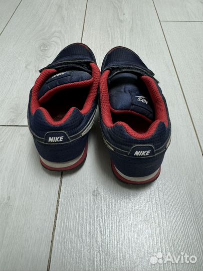 Кроссовки nike детские