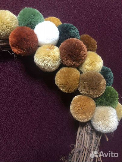 Венок декоративный