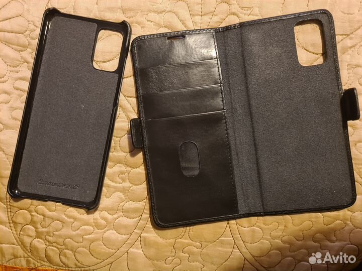 Продам кожаный чехол на Samsung galaxy S20+