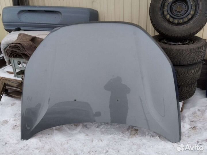 Капот Веста гранта