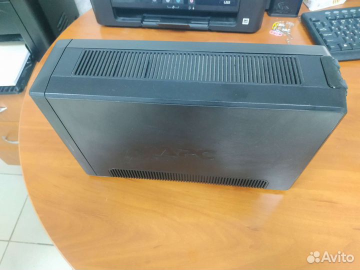 Ибп бесперебойник APC Back-Ups Pro 550