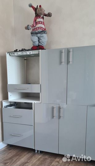 Кухонный гарнитур бу в хорошем состоянии