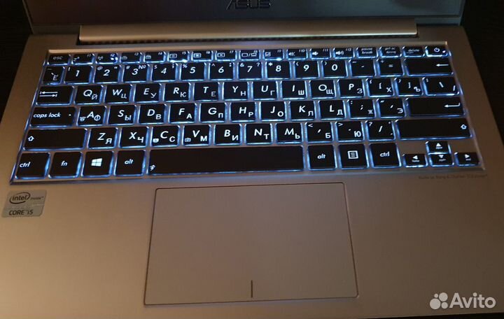 Компактный ультрабук Asus