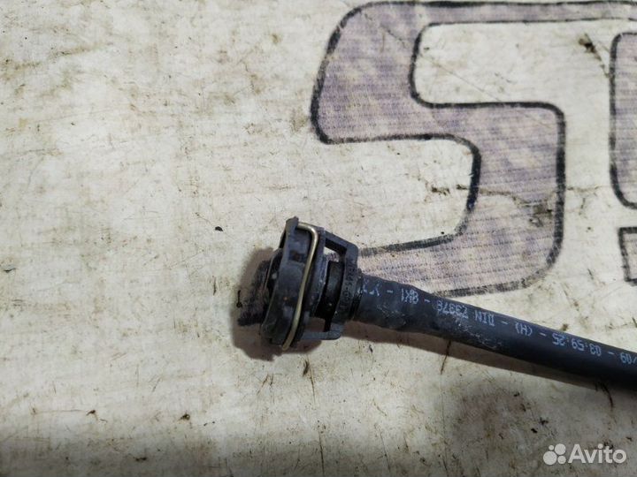 Патрубок охлаждения Audi A4 B8 2.0 cdnc 2009