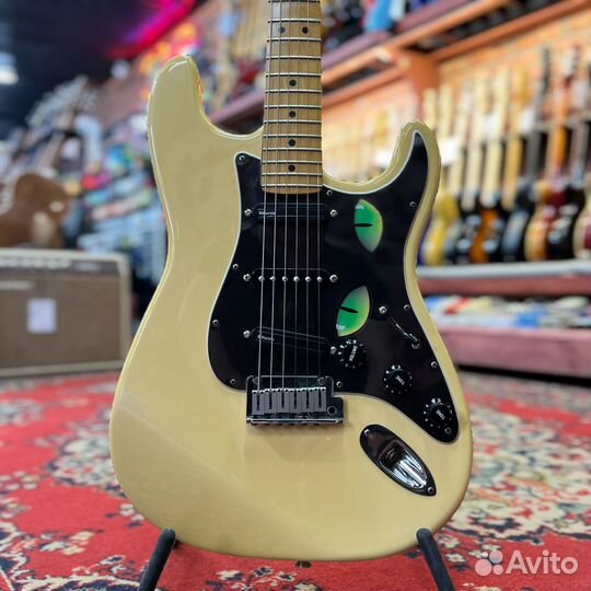 Электрогитара Fender American Standard Stratocaste