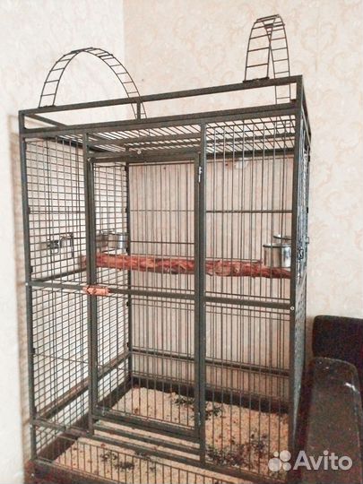 Клетка для попугая большая на колесиках