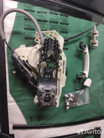 Тигуан 1 левая дверь