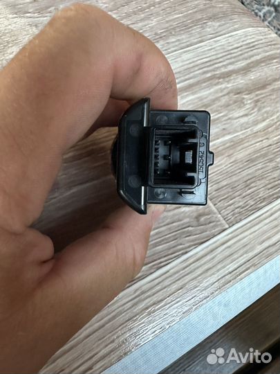 Кнопка запуска Toyota/ Lexus