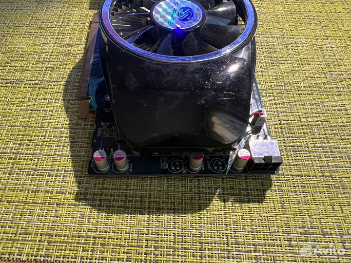 Видеокарта Sapphire Radeon HD 5750