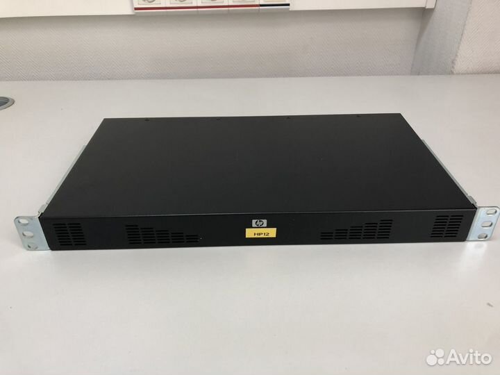 KVM HP IP Console Switch G2 1x1Ex8 AF620A