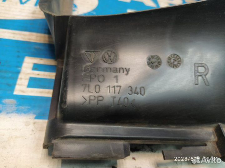 Диффузор инеркулера задний правый VW Touareg 7L 02