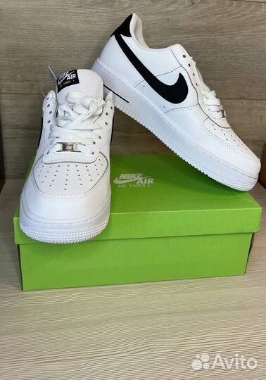 Nike Air Force 1