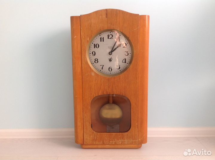 Маятниковые часы СССР