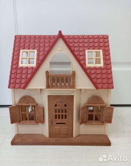 Sylvanian Families домик и мебель