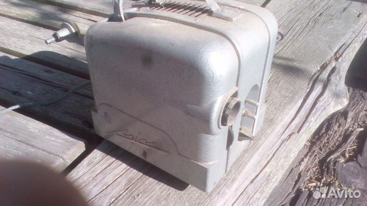 Кинопроектор 