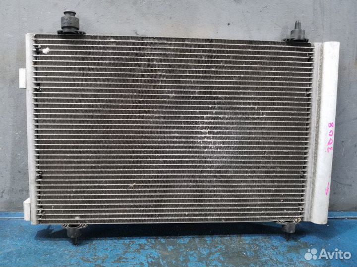 Радиатор кондиционера Peugeot 3008