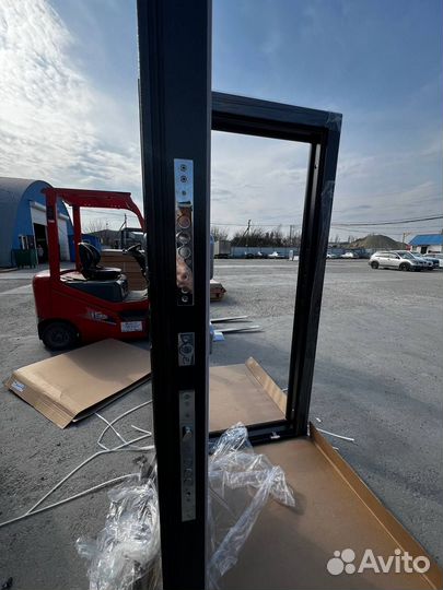 Дверь входная новая со склада производителя