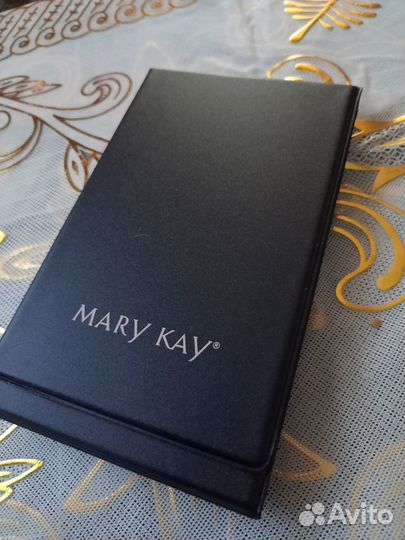 Зеркало Мери Кей с чехлом