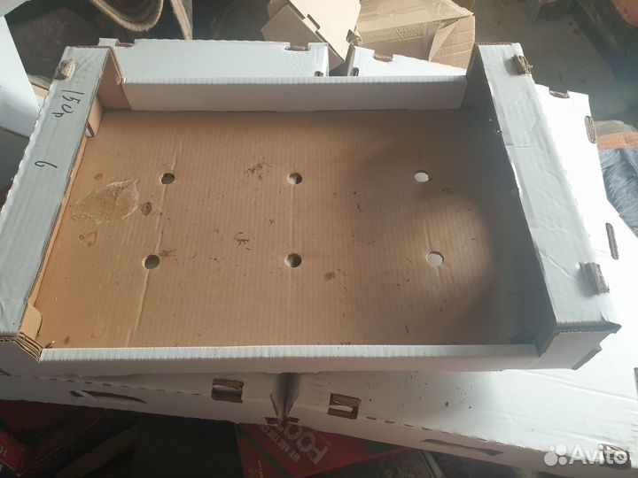 Ящики пластмассовые, деревянные и картонные