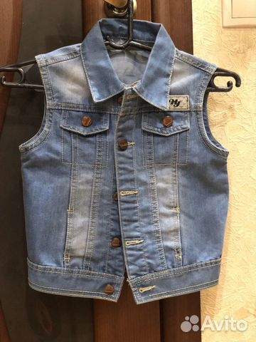 Джинсовая жилетка