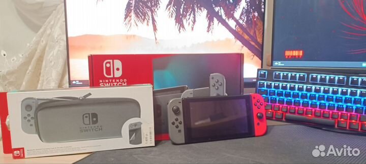 Продам Nintendo Switch полная комплектация +игры