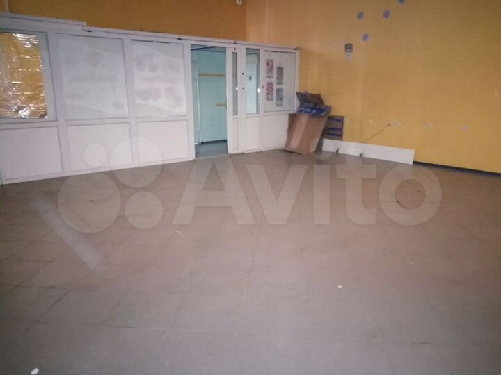 Торговое помещение, 60 м²