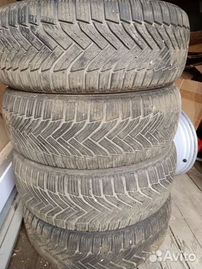 Michelin Alpin 6 205/55 R16