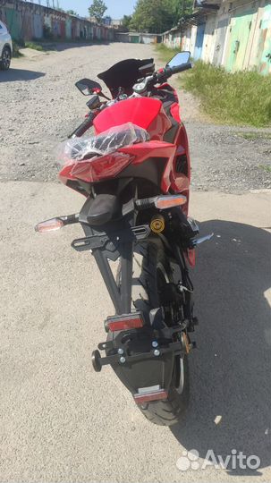 Электромотоцикл R3