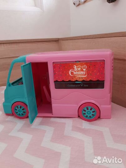 Фургончик с мороженным музыкальный