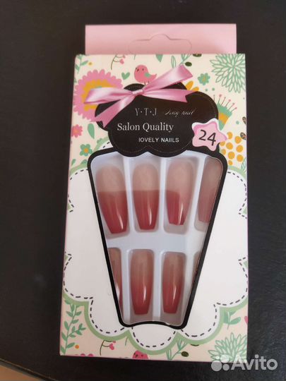 Накладные ногти с клеем