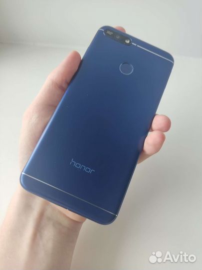 Телефон Honor 7A Pro