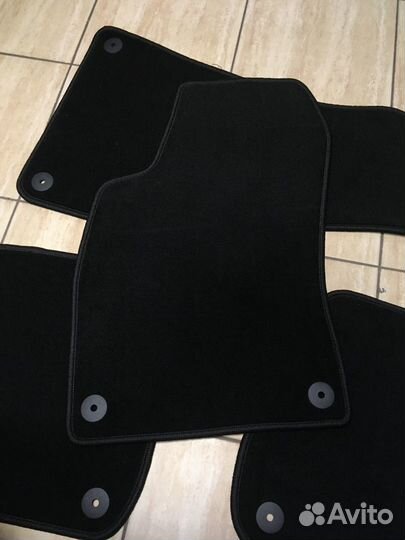 Ворсовые Премиум коврики Ауди А6 С5 черные. Велюро