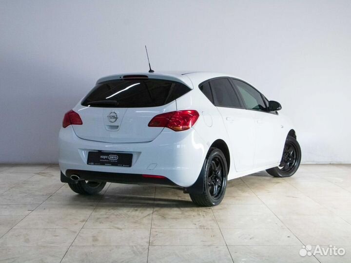 Opel Astra 1.4 AT, 2011, 135 246 км