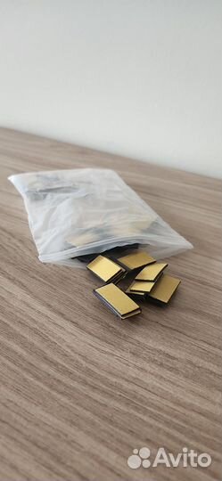 Магнитики с двусторонней клейкостью